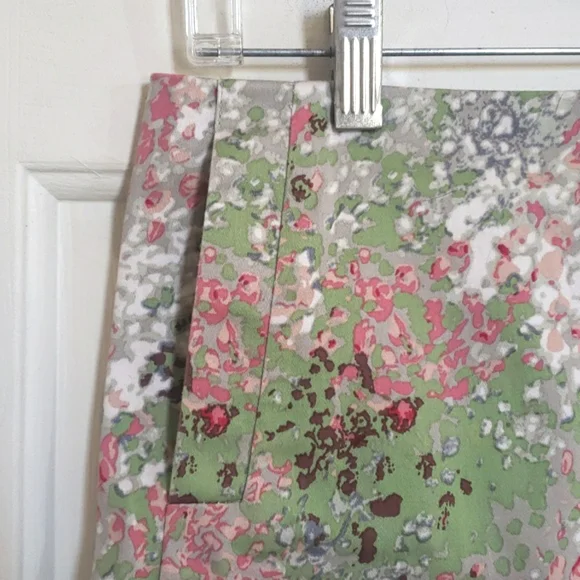 J.CREW Watercolor Floral Mini Skirt Pink Green Cotton Stretch Size 4 - Picture 5 of 12